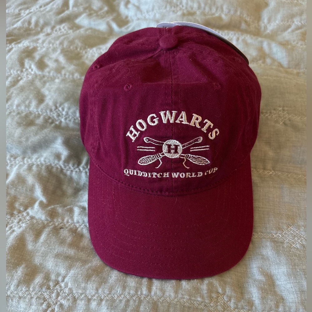 NWT Harry Potter Hogwarts Quidditch World Cup Strapback Hat Cap - Unisex